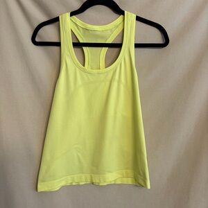 Lululemon Swiftly Tech Women’s 8 Racerback Tank Top 2.0 Electric Lemon